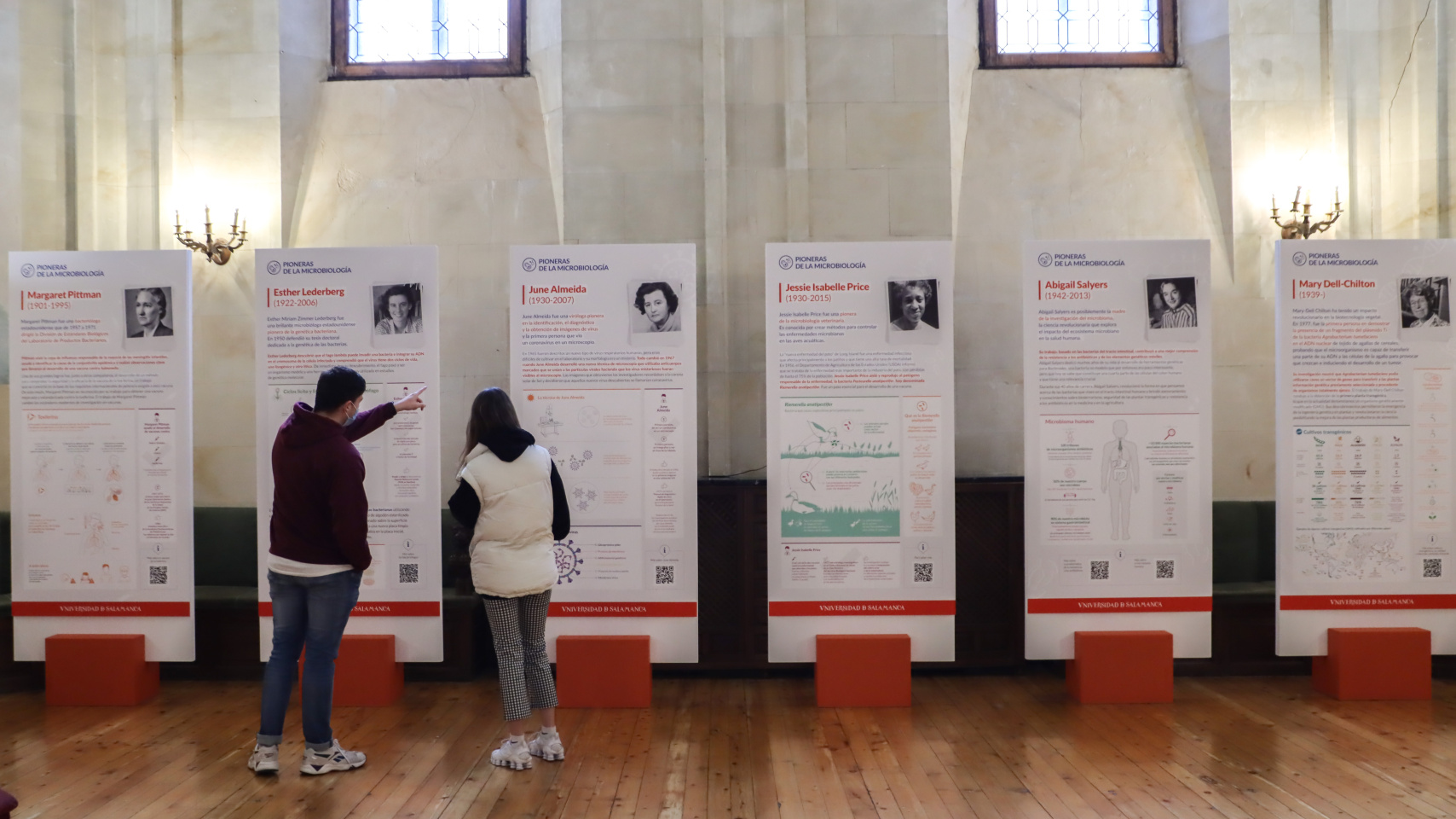 Replica en el Aula Lucía de Medrano del Edificio Histórico de Salamanca