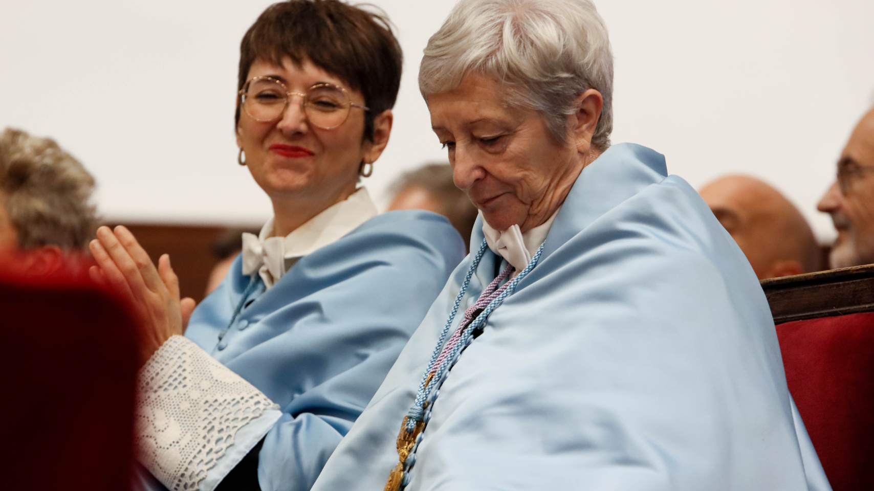 Eulalia Pérez tras su discurso ceremonial.