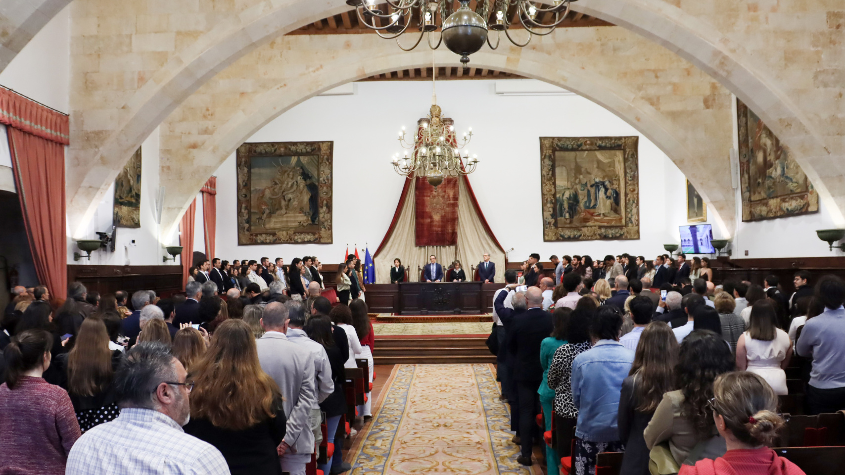 Paraninfo de la universidad durante la ceremonia de entrega de premios extraordinarios.