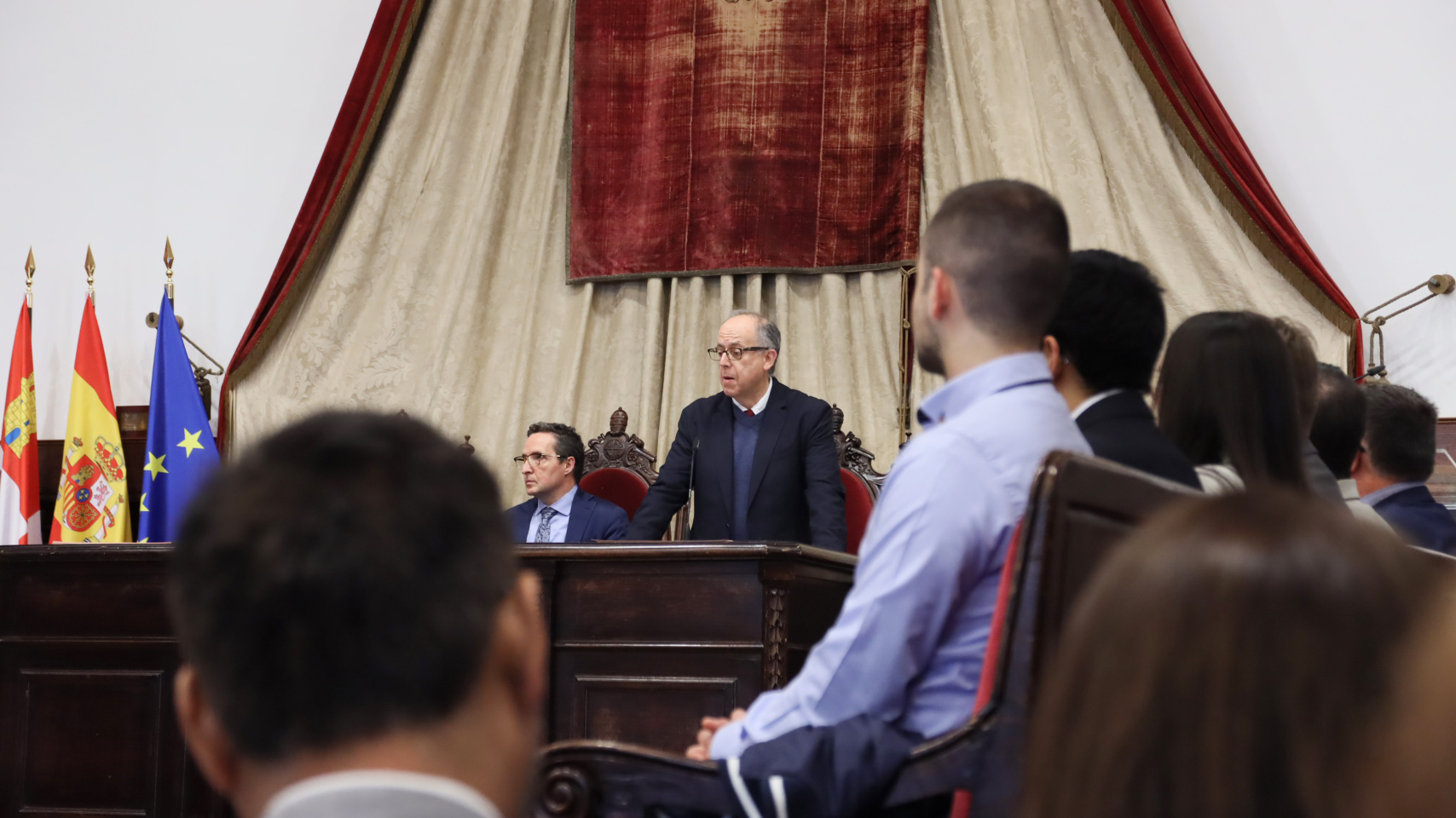 Intervención dl vicerrector José Miguel Mateos Roco durante la ceremonia de entrega de los premios extraordinarios de Máster y Doctorado