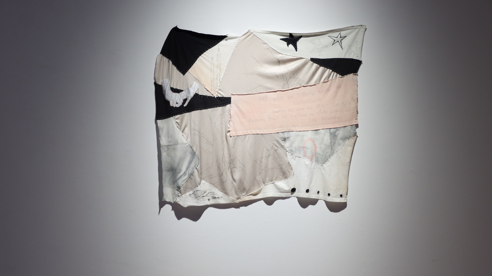 Exposición ‘De lo sideral a lo visceral’ en el Espacio de arte Experimental de la Hospedería Fonseca.