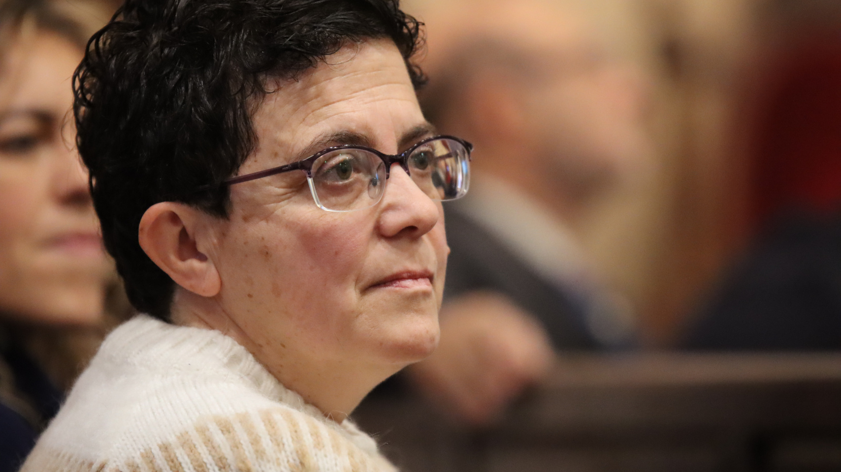 Interpretación por parte de Rozalén en el Paraninfo de la Universidad