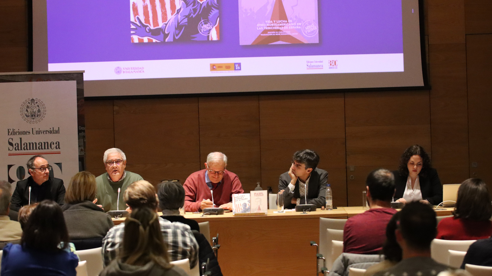 Presentados los dos primeros libros de la segunda etapa de la serie, en los que han participado varios profesores del Estudio