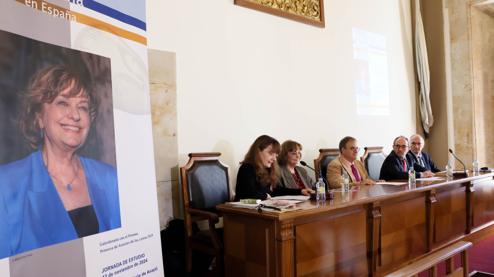 Jornada de estudio en el Aula Magna de la Facultad de Filología.