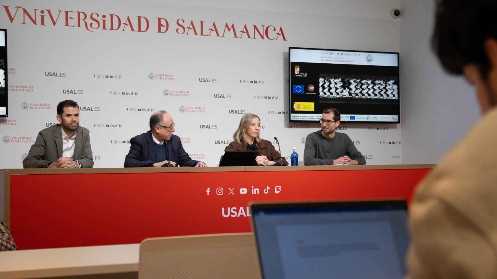 Rueda de prensa. Carlos Hernández, José Miguel Mateos Roco, Blanca Ares y José Manuel Caridad.