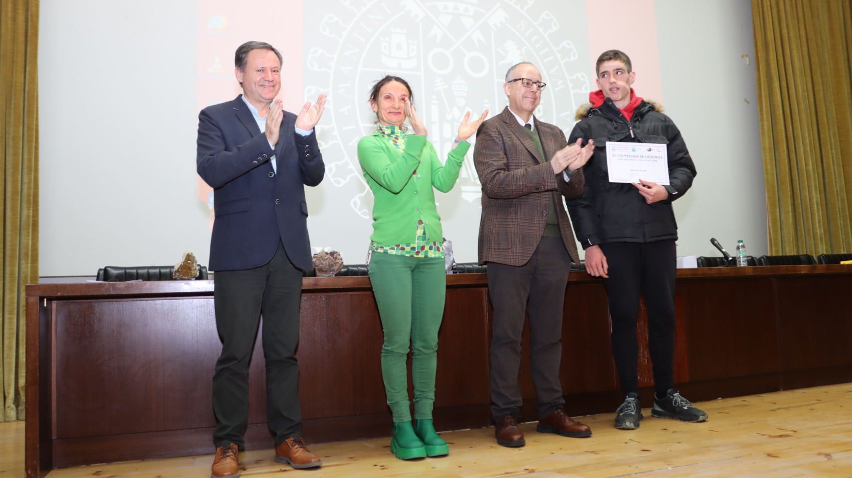 Acto de entrega de premios Olimpiadas de Geología