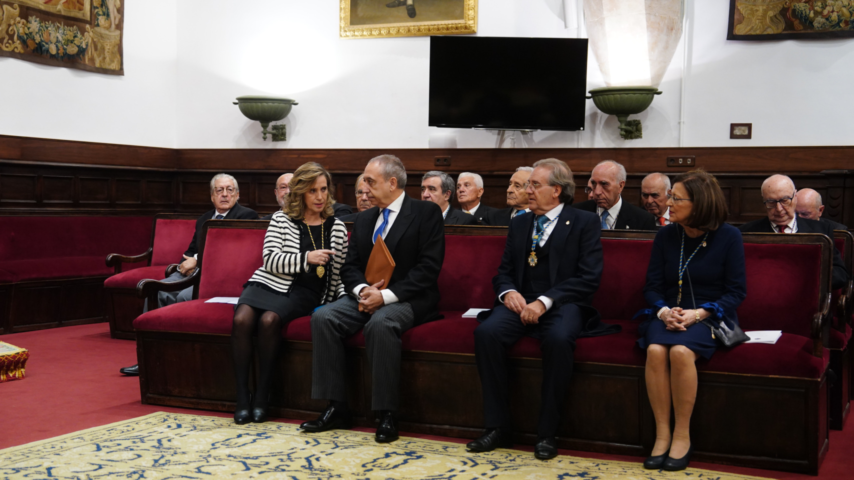 El profesor del Departamento Ciencias Biomédicas y del Diagnóstico pronunció el discurso de ingreso “Alergología: arte médica y arte poética”