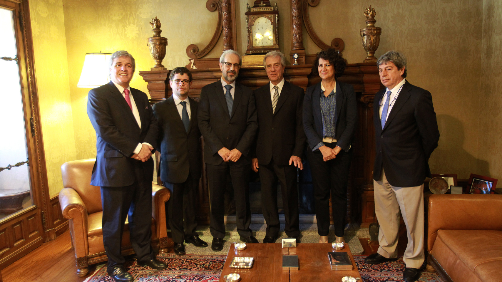 Francisco Bustillo, Álvaro Vázquez, Tabaré Vázquez, Mª Ángeles Serrano, y Juan Jesús Cruz.