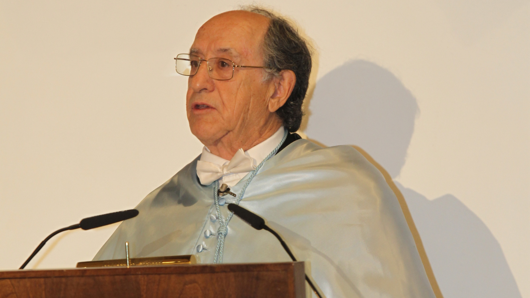 Un momento de la Laudatio del padrino, Gonzalo Gómez Dacal.