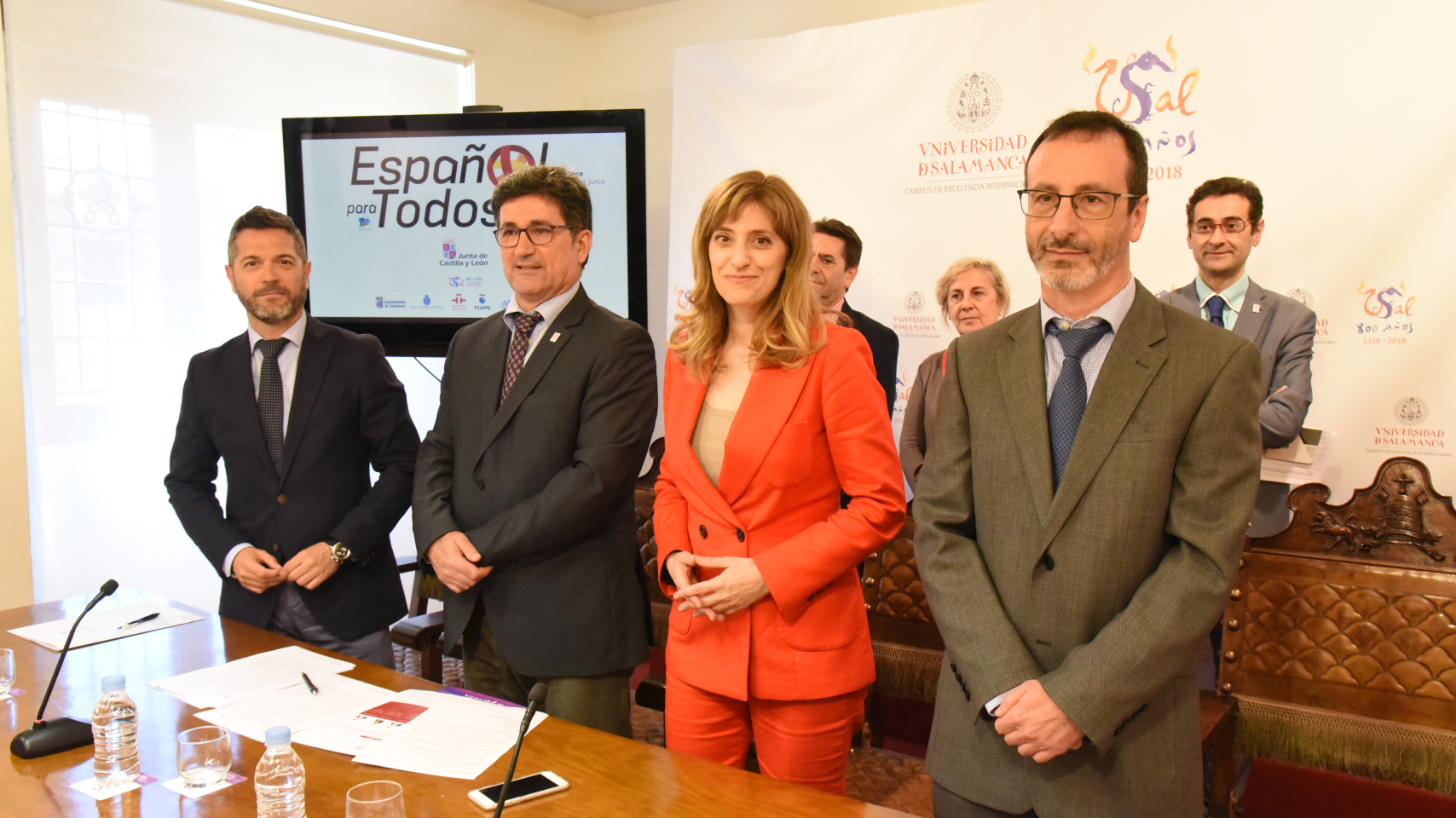 De izquierda a derecha el concejal de Turismo Julio López; el vicerrector de Relaciones Internacionales de la Universidad de Salamanca, Efren Yildiz; la directora general de Políticas culturales de la Junta de Castilla y León, Mar Sancho, y el director del Centro Internacional del Español, Jesús Fernández, durante la presentación del V Congreso Internacional del Español