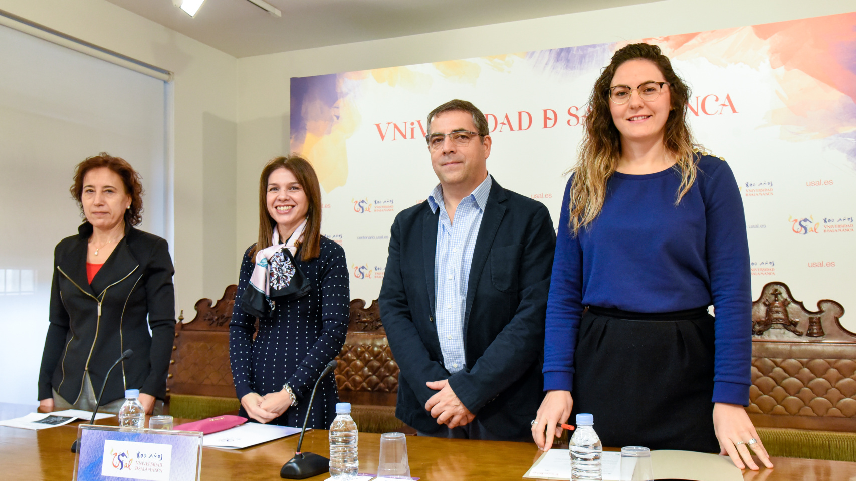 la decana de la Facultad de Biología, la vicerrectora de Estudiantes y Sostenibilidad, el decano de la Facultad de Ciencias Agrarias y Ambientales y la técnico de la Oficina Verde