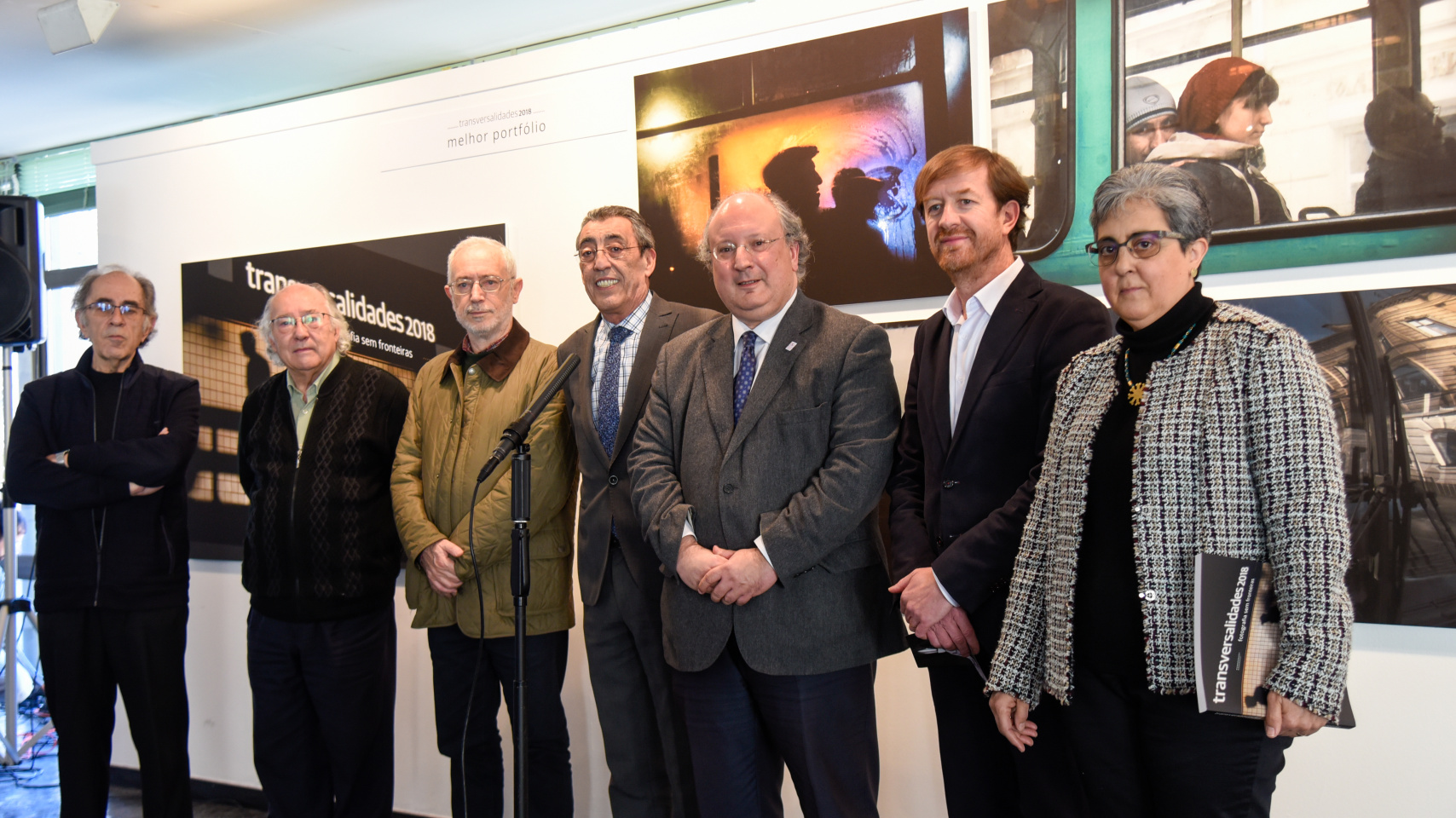 Valentín Cabero, Rui Jacinto, Bienvenido Mena, Enrique Cabero, Victor Amaral y Mª Isabel Martín Jiménez en la inauguración de la exposición.