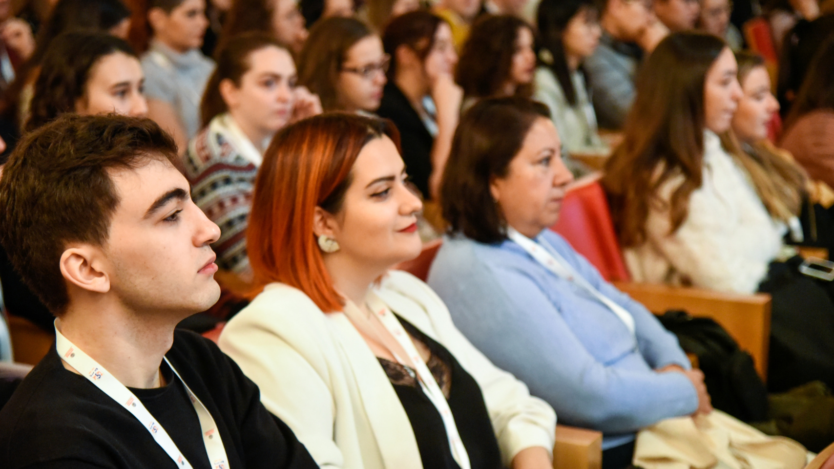 Asistentes a la inauguración