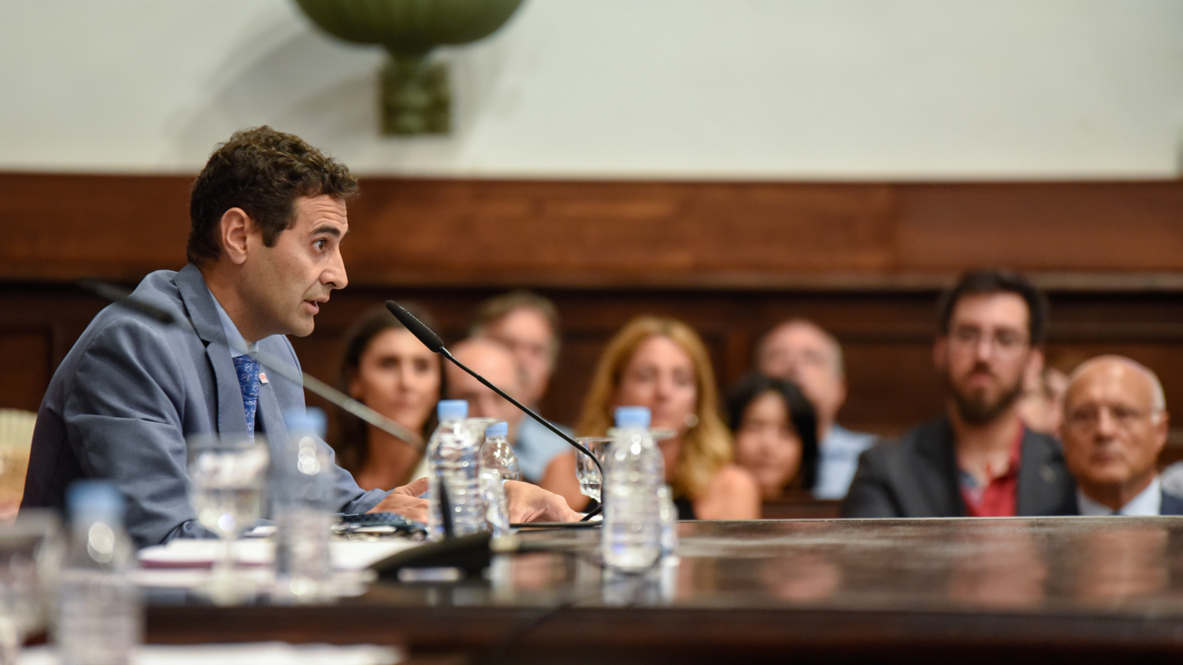 José Miguel Sánchez Llorente, durante su intervención en el Paraninfo.
