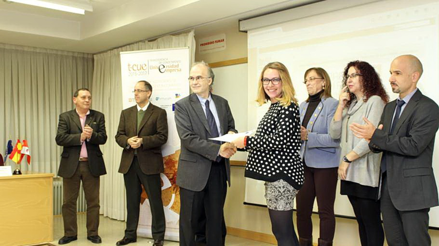 Olga Ivanova recibe el primer premio de la Categoría Idea Empresarial en el “Concurso Iniciativa Campus Emprendedor”