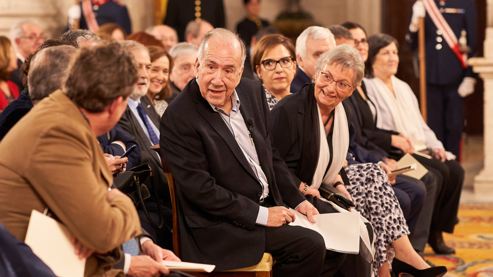 La Reina Sofía entrega Premio de Poesía Iberoamericana que lleva su nombre al poeta catalán Joan Margarit