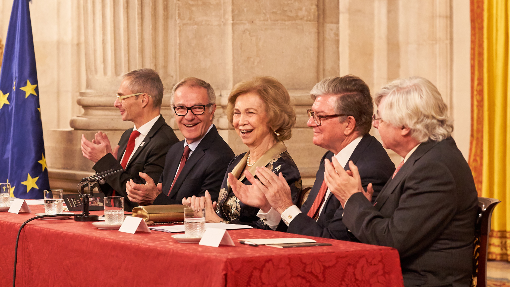 La Reina Sofía entrega Premio de Poesía Iberoamericana que lleva su nombre al poeta catalán Joan Margarit