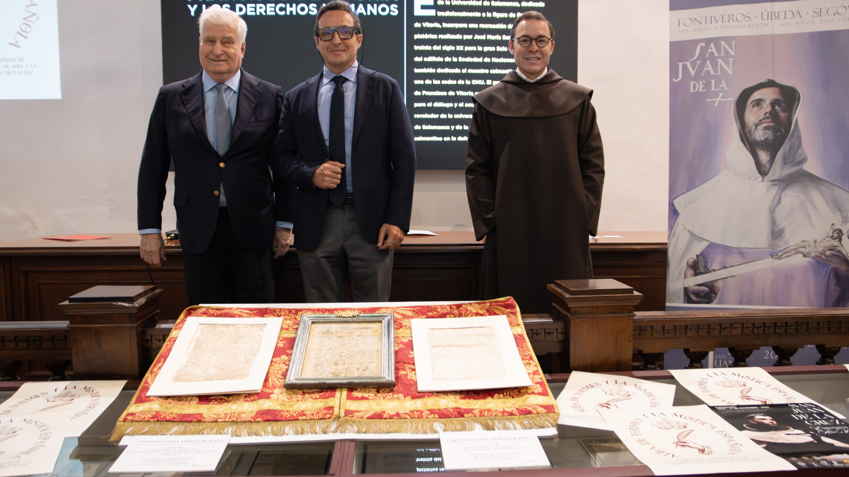 La Universidad de Salamanca colabora en una exposición para celebrar el tricentenario de canonización y el centenario del doctorado de San Juan de la Cruz