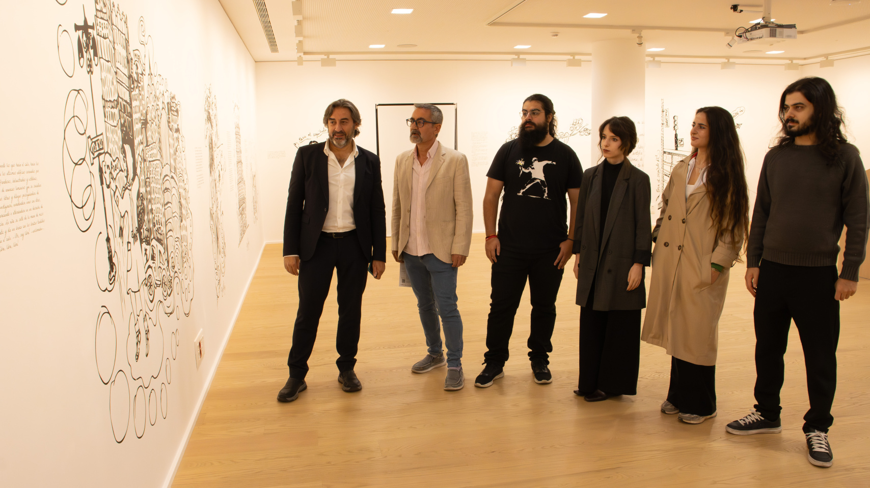 Exposición  “Caperucita en Manhattan y otros cuentos de Carmen Martín Gaite”