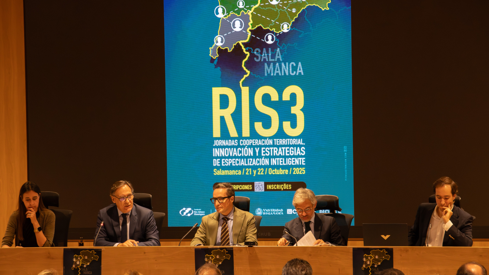 La Universidad de Salamanca se ofrece para trabajar con la Junta de Castilla y León en la implementación de políticas públicas de innovación transfronterizas