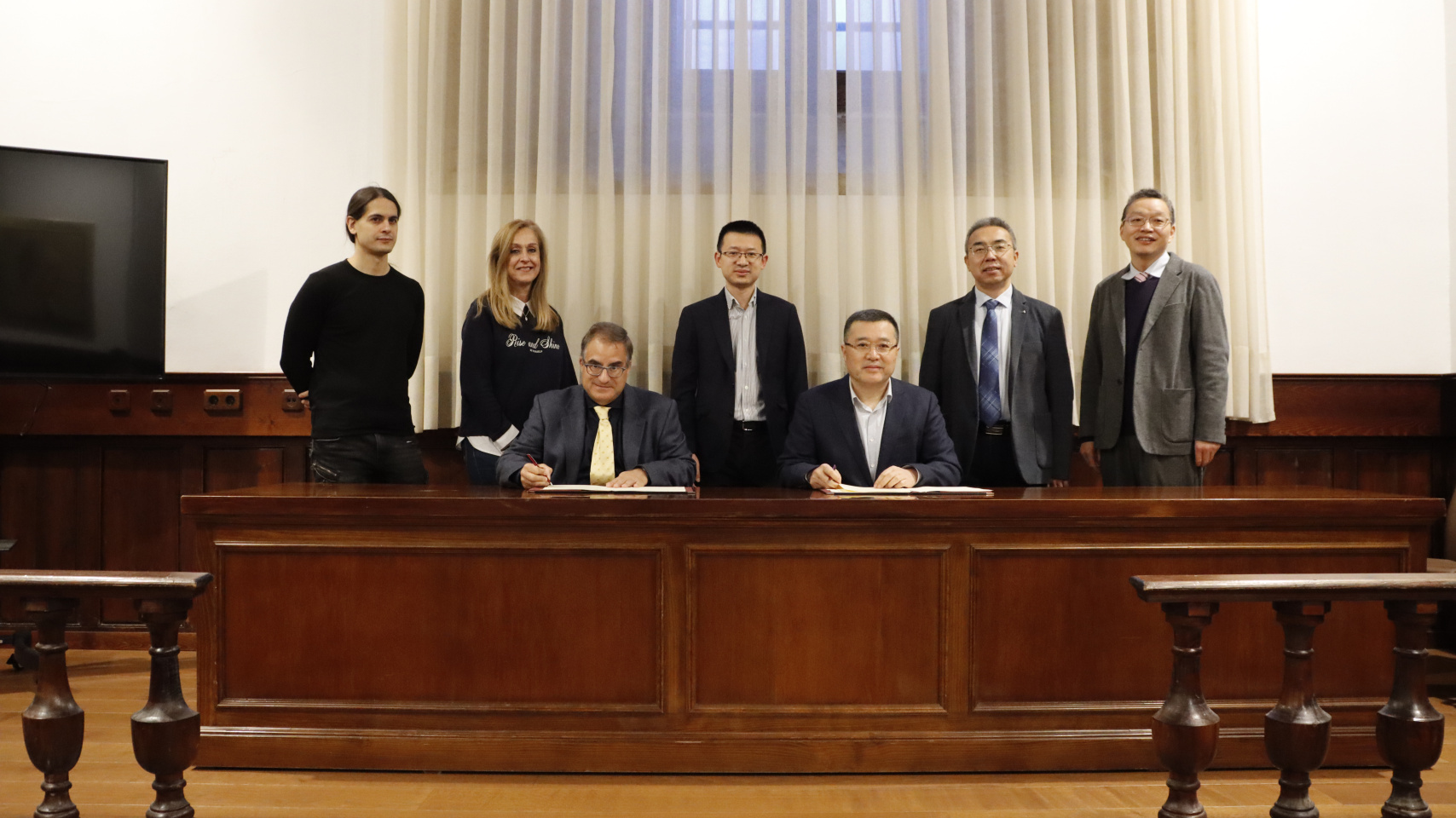 La Universidad de Salamanca y el Instituto de Tecnología de Shanghai firman un convenio marco de colaboración académica