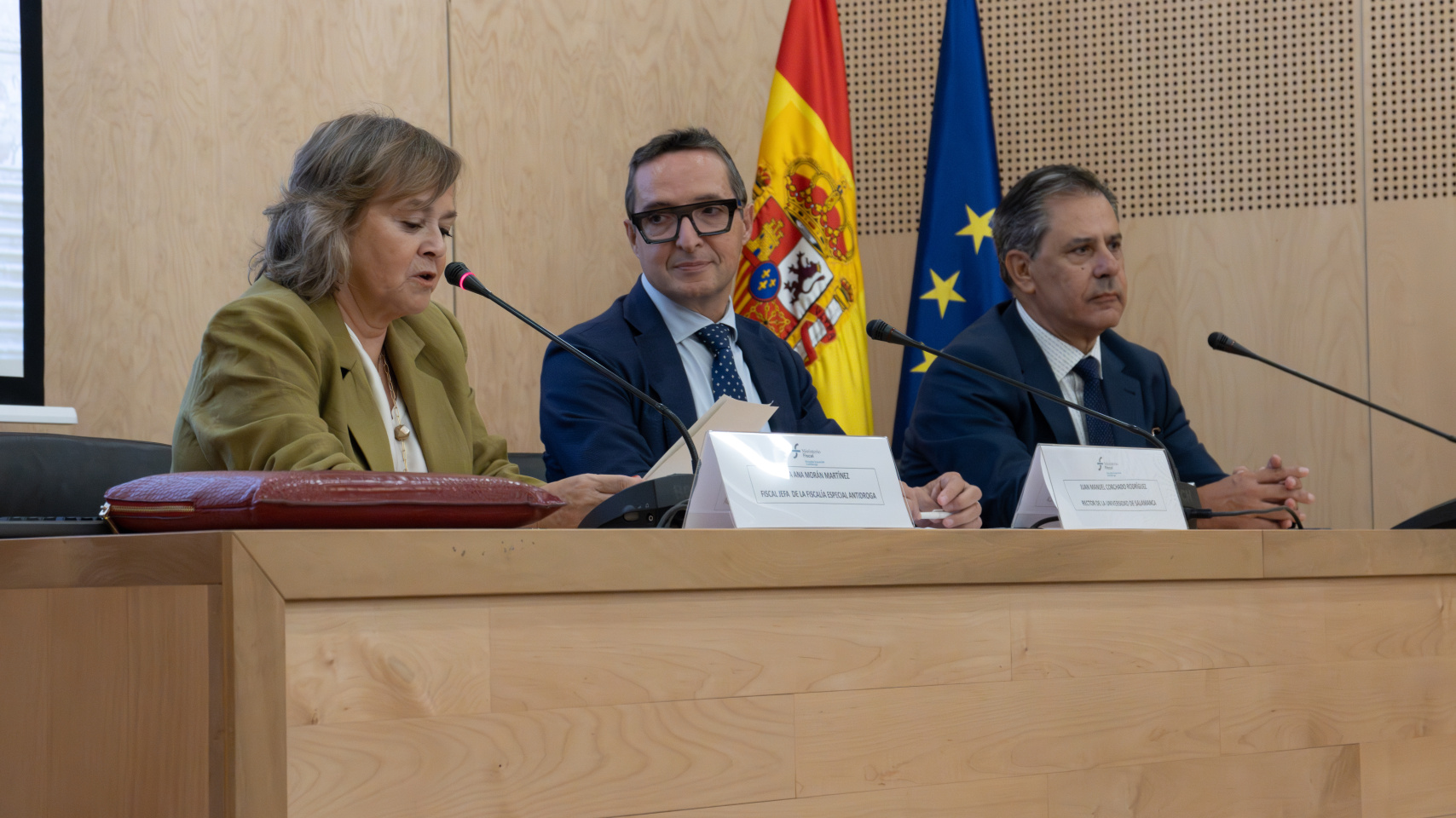 Inauguración de la Junta de delegados de la Fiscalía Especial Antidroga en Hospedería Fonseca