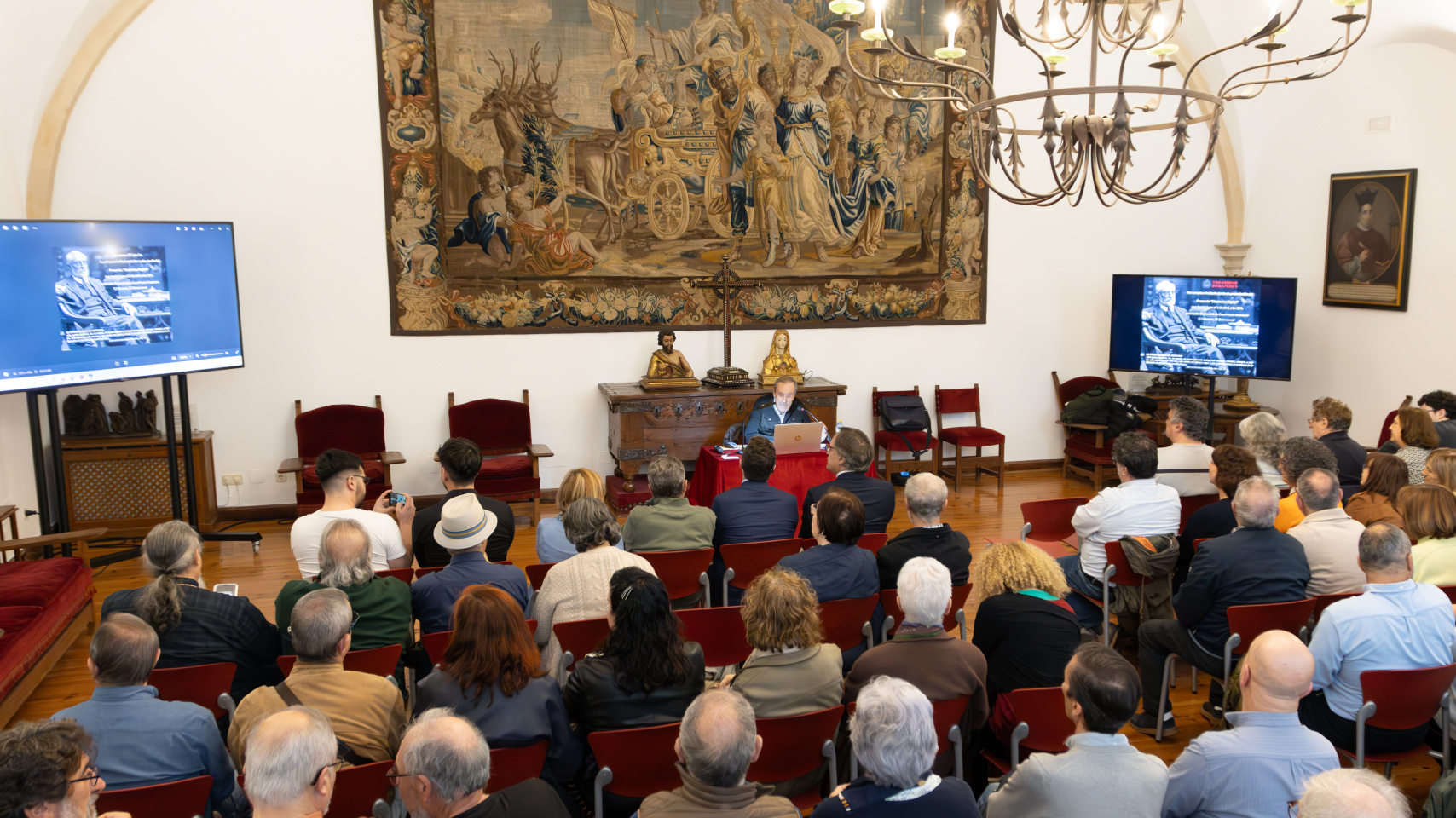 Presentación del proyecto "Unamuno Digital" en Casa-Museo Unamuno por Ángel Lozano
