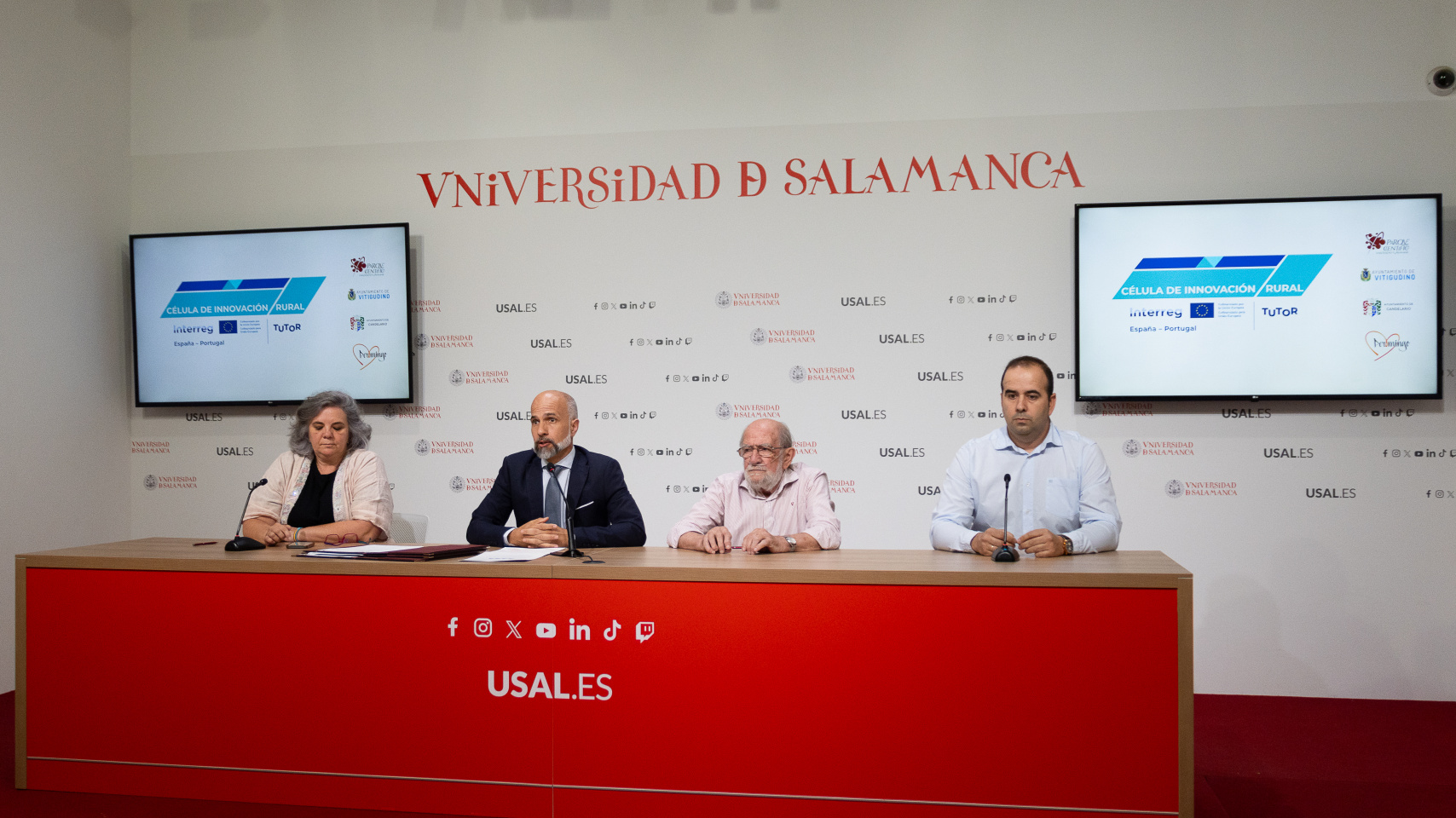 Firma de convenio entre el Parque Científico de la USAL y los ayuntamientos de Vitigudino, Candelario y Peromingo