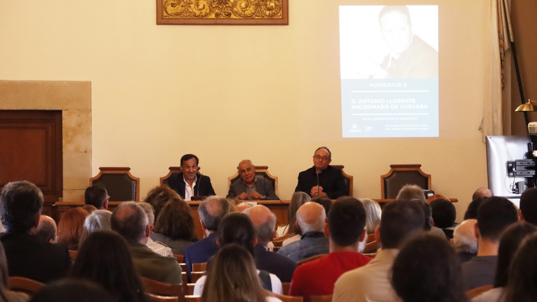Homenaje al catedrático de Lengua Española Antonio Llorente Maldonado
