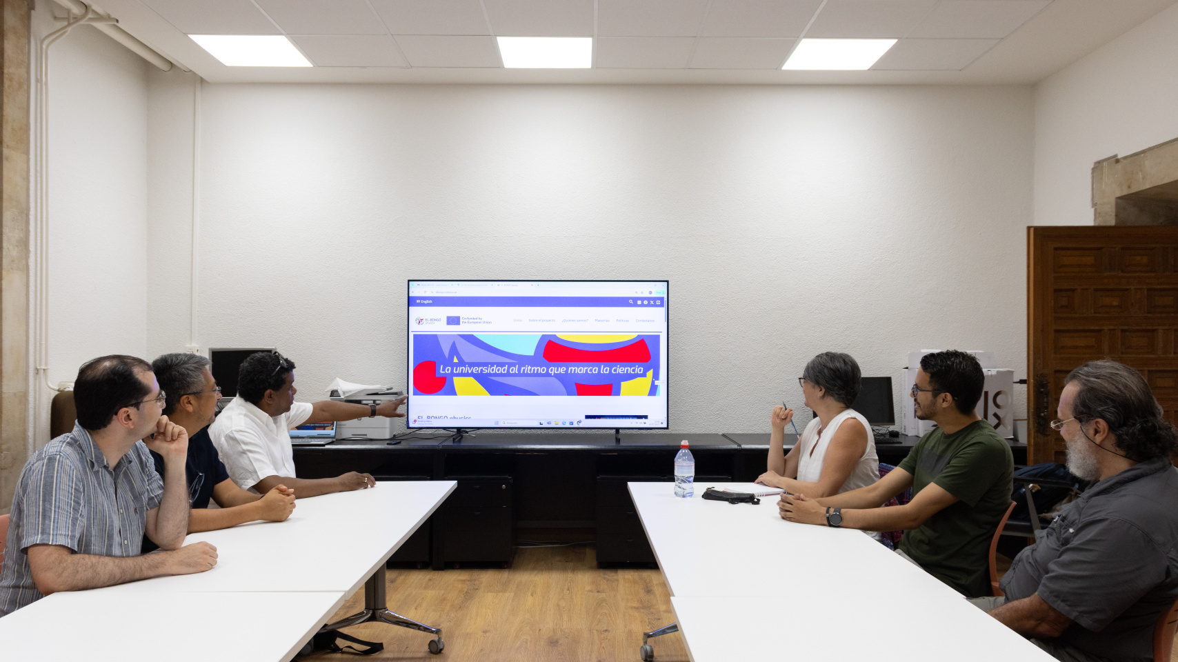 Reunión estratégica de los miembros del proyecto Erasmus + ‘EL-BONGÓ physics' en la Facultad de Educación de la USAL