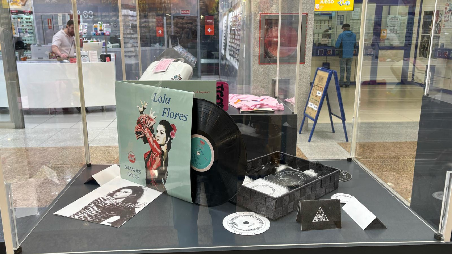 Parte de la muestra "Diseño que suena: El arte visual en la industria musical"