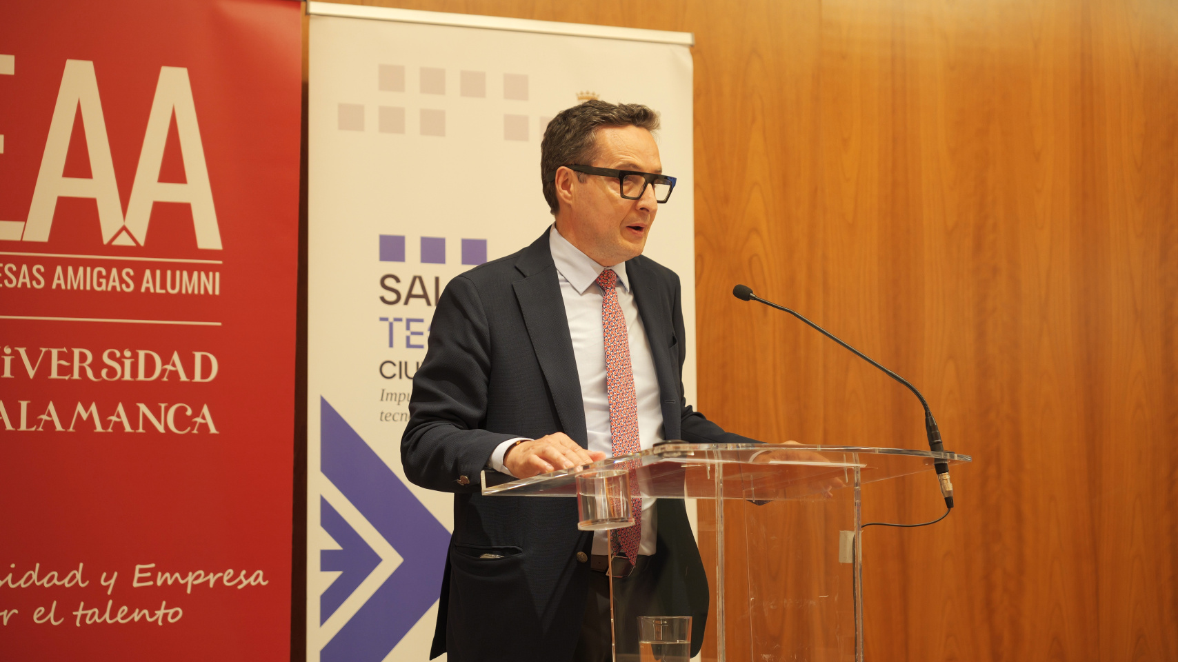 Intervención del rector Juan Manuel Corchado en el encuentro empresarial