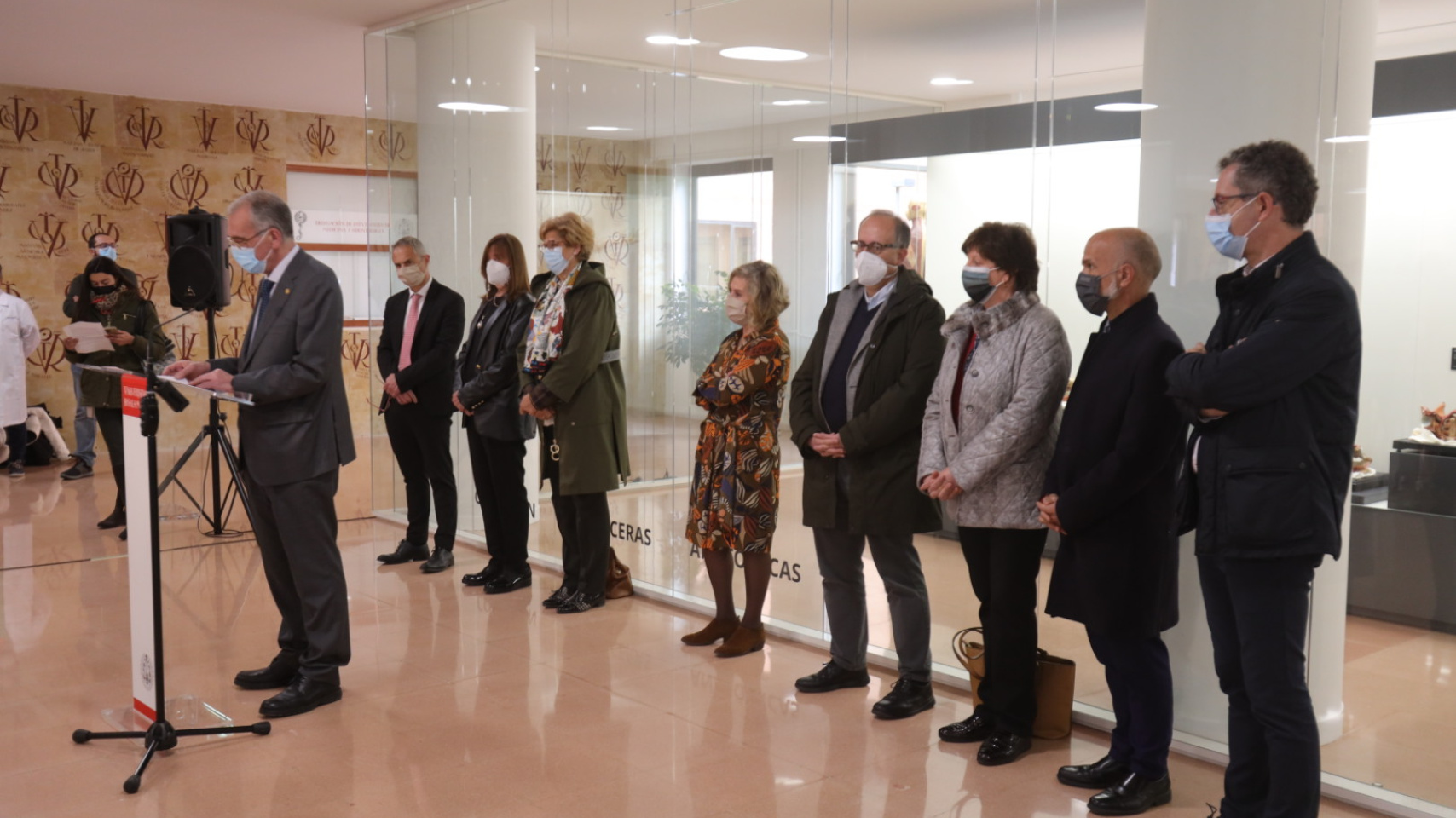 La Facultad de Medicina inaugura una exposición permanente de figuras anatómicas de cera