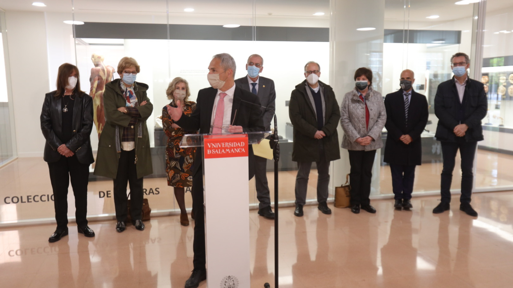 La Facultad de Medicina inaugura una exposición permanente de figuras anatómicas de cera