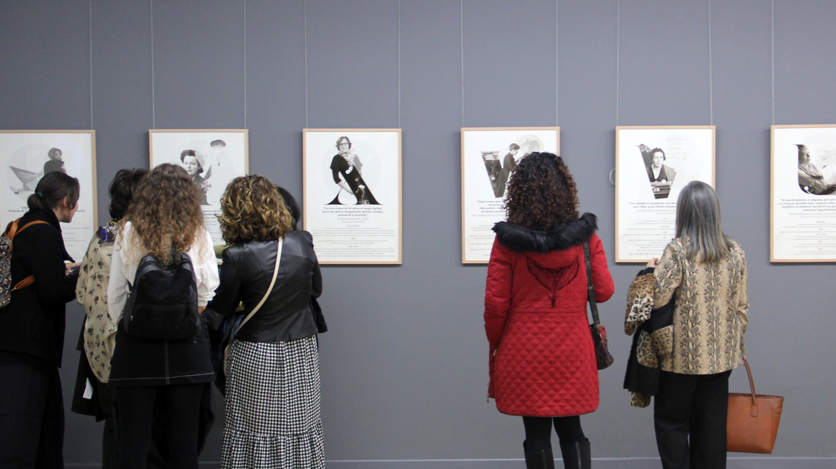 Visita a la exposición "Mujeres que cambiaron la historia"