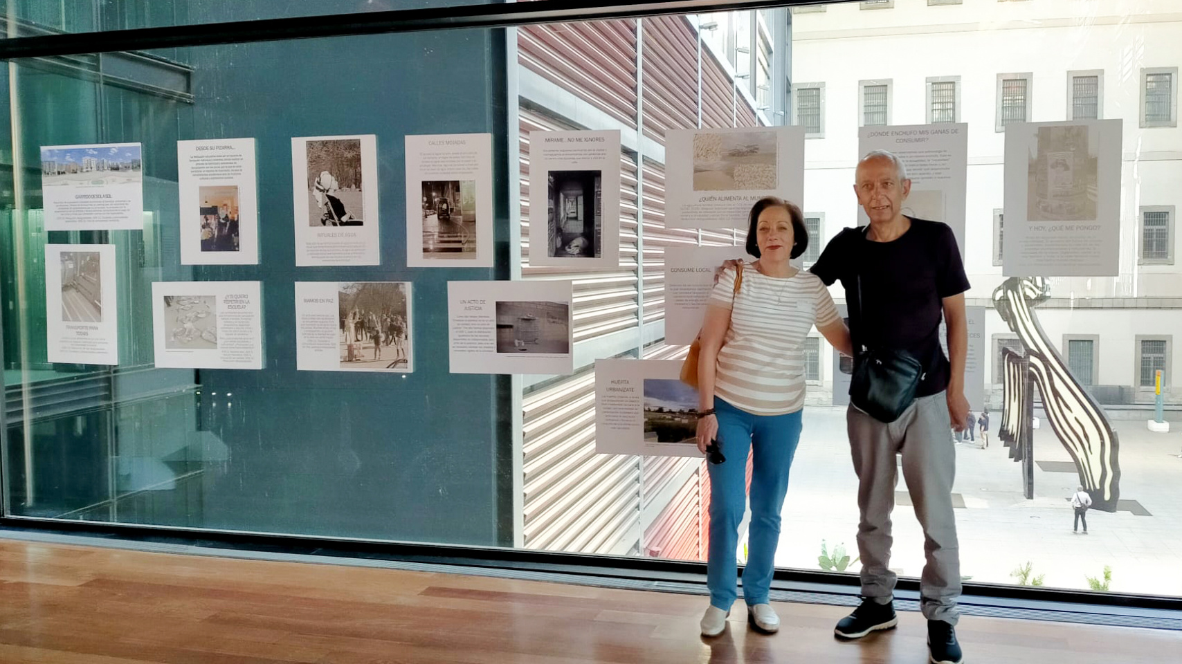 José Manuel del Barrio Aliste y María Luisa Ibáñez Martínez, encargados del proyecto fotográfico "El aula en la calle y la calle en el aula"
