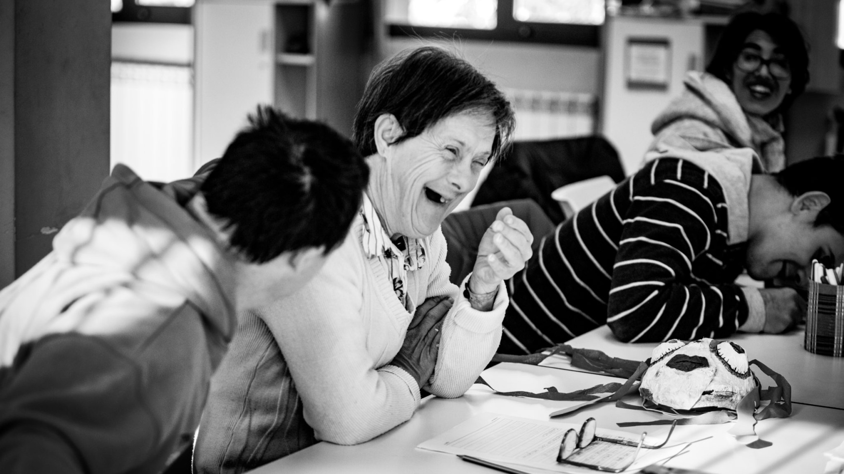 "Risas" de Paula Ortiz