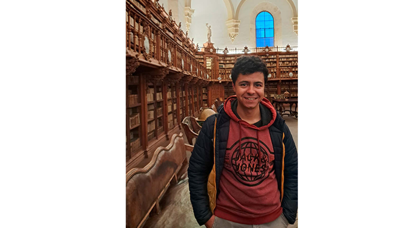 Cuatro graduados por la USAL sobresalen en los últimos Premios Nacionales de Fin de Carrera de Educación Universitaria