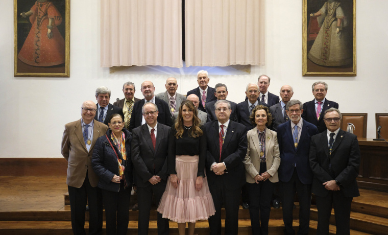 La profesora asociada María Sánchez Ledesma ingresa como nuevo miembro de la Real Academia de Medicina de Salamanca 