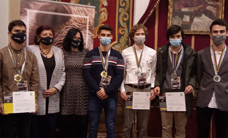 Ganadores de las Olimpiadas Nacionales de Biología en Oviedo