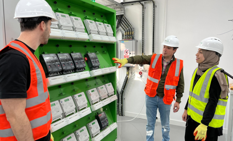 La Universidad de Salamanca e Iberdrola aumentan su colaboración en Doha con el desarrollo de innovadores proyectos para favorecer la sostenibilidad energética