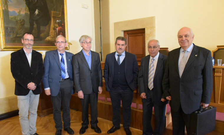 Miembros de la mesa presidencial de las jornadas