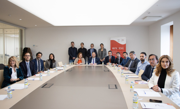 Asistentes al encuentro institucional "La nueva economía del Español" en el CIE