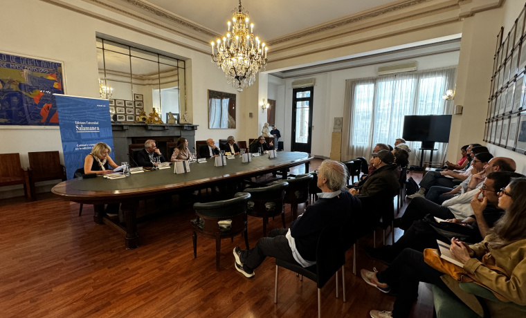 Acto de presentación del libro de Ediciones USAL ‘Fuera-deTexto’ en el Círculo de Bellas Artes de Madrid