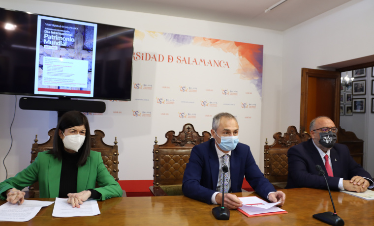 M.ª Teresa Paliza, Ricardo Rivero y Jesús Ángel Jiménez en el acto para explicar el programa.