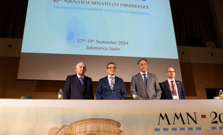 José María Medina Jiménez, Juan Manuel Corchado, Carlos García Carbayo, y Manuel Sánchez Malmierca en la inauguración del congreso