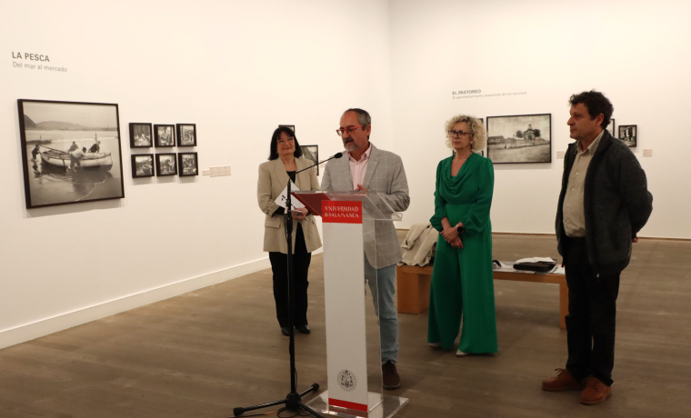 Acto de inauguración de la exposición