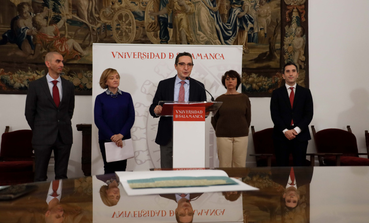 El rector Juan Manuel Corchado presenta el descubrimiento del telegrama de Einstein a Unamuno