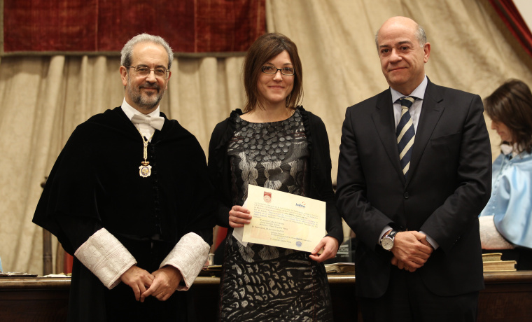 Marta López Laguna recibe el I Premio Inibsa: Medicina Regenerativa en Aparato Locomotor
