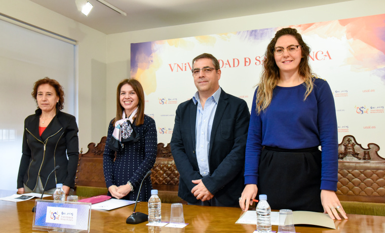 la decana de la Facultad de Biología, la vicerrectora de Estudiantes y Sostenibilidad, el decano de la Facultad de Ciencias Agrarias y Ambientales y la técnico de la Oficina Verde